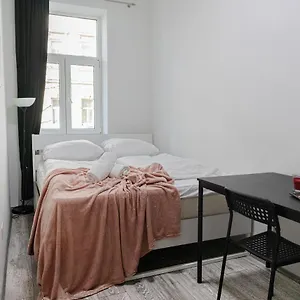 magnificent-4br-shared-apartment-perfect-for-longstays.vienna-besthotels.com/